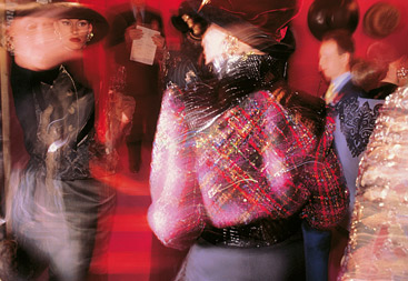 Image no. 49: Backstage Christian Lacroix,... (William Klein), code=S, ord=1000, date=1992