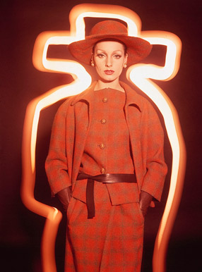 Image no. 57: Antonia + Orange Plaid, Pari... (William Klein), code=S, ord=1000, date=1962